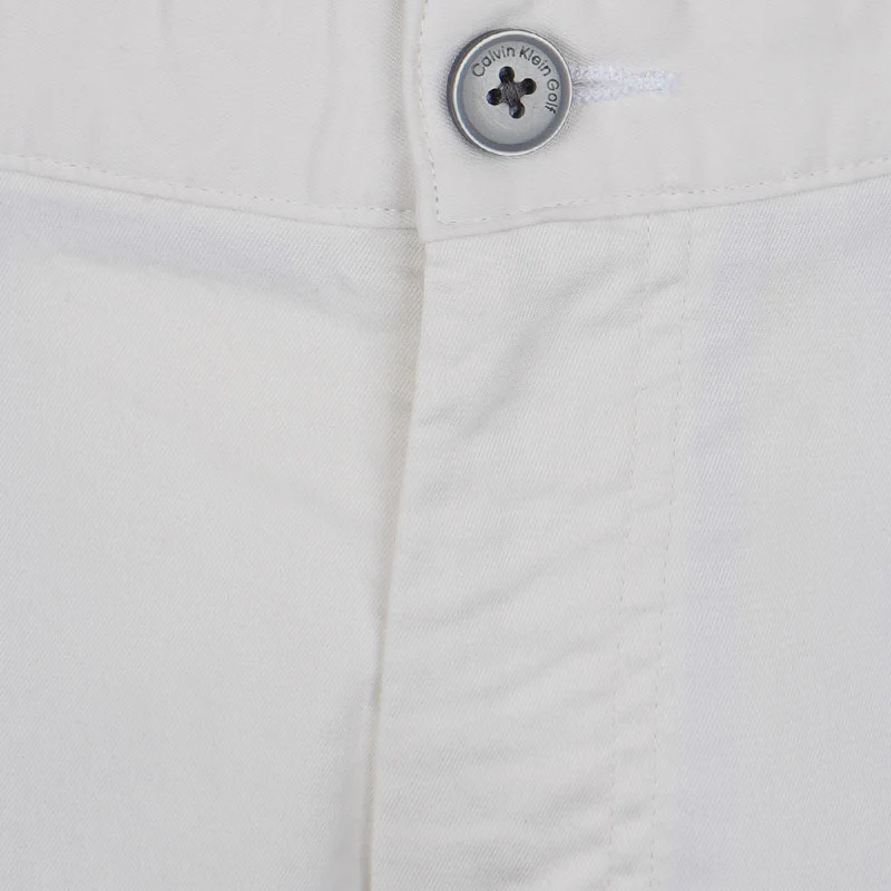 CALVIN KLEIN Weekend Men's Chino Shorts (White) - Image 3