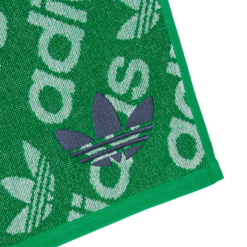 ADIDAS Originals Premium Golf Towel (Green) - Image 3