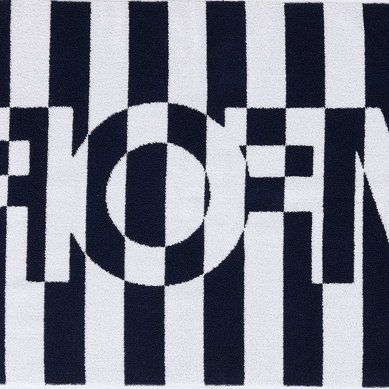 GFORE Trippy Stripe Golf Towel (Snow/Twilight) - Image 4