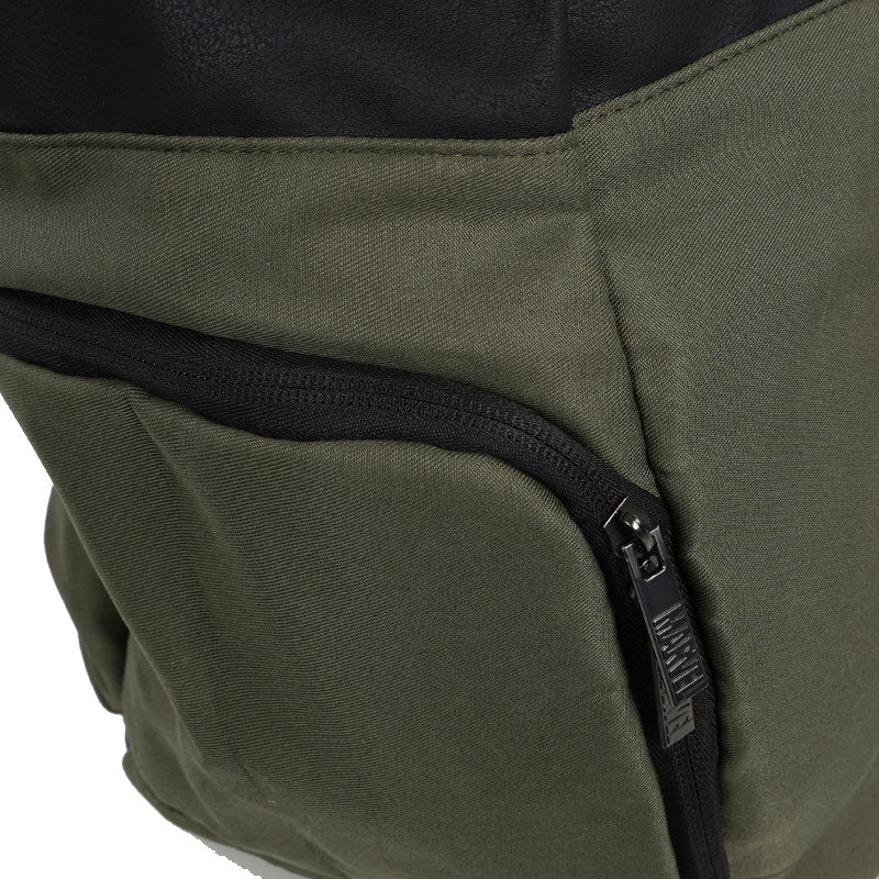 DISNEY Marvel Duffle Bag (Brown) - Image 4