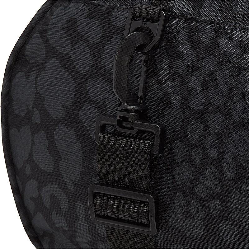 NIKE Brasilia Shoe Bag (Black/Black/White) - Image 5